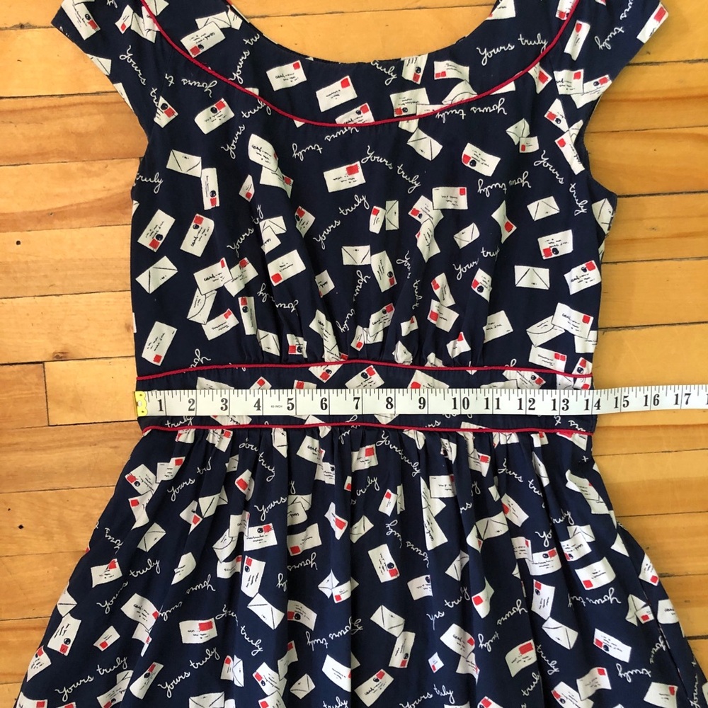 Emily & Fin Yours Truly Love Letter Retro Dress Modcloth Size MD *Pockets!* - Picture 6 of 12
